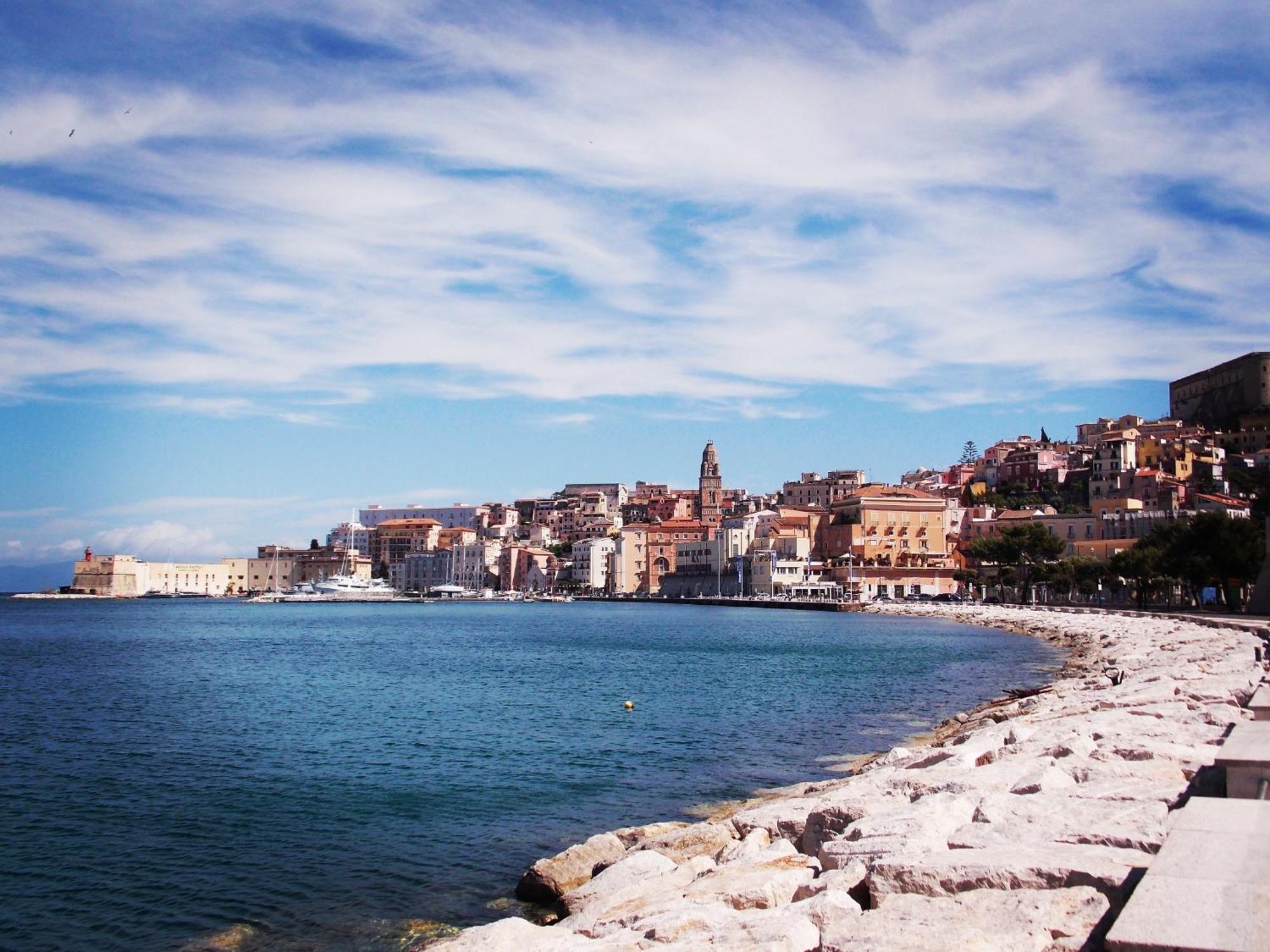 Oltre Il Mare Guest House Geata Exterior foto