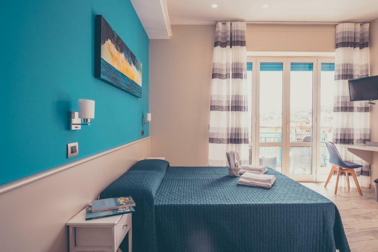 Oltre Il Mare Guest House Geata Exterior foto